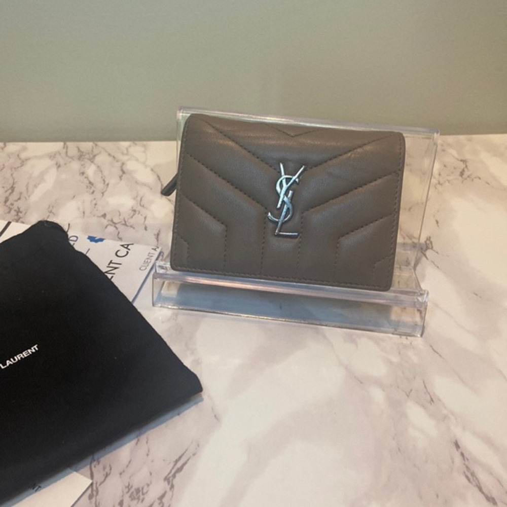🇫🇷YSL PUFFER PETITE WALLET LAMBSKIN with COA